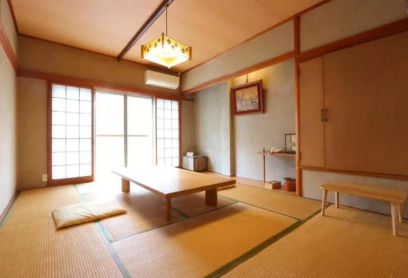 旅館 Kamiobo