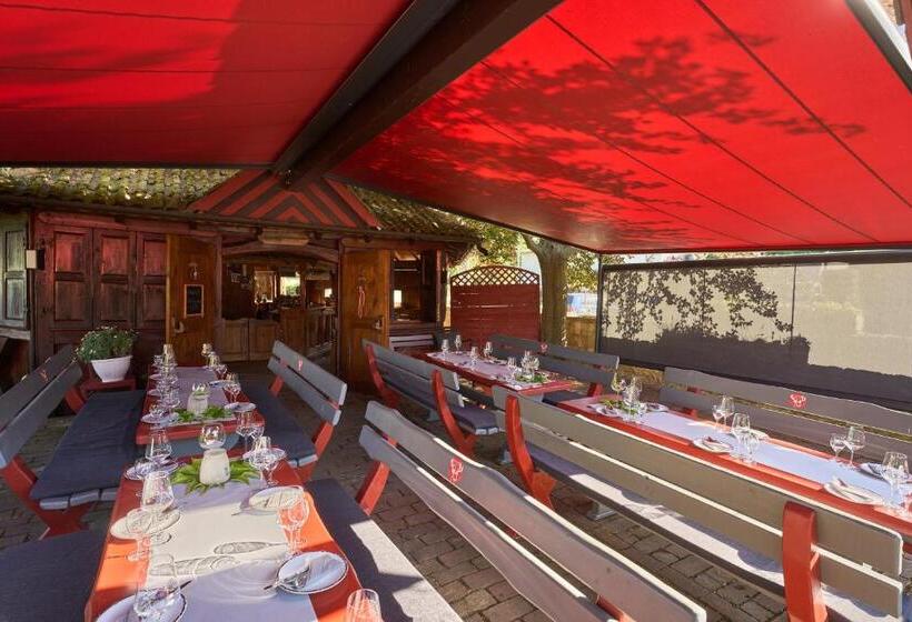 Landhotel Brauner Hirsch