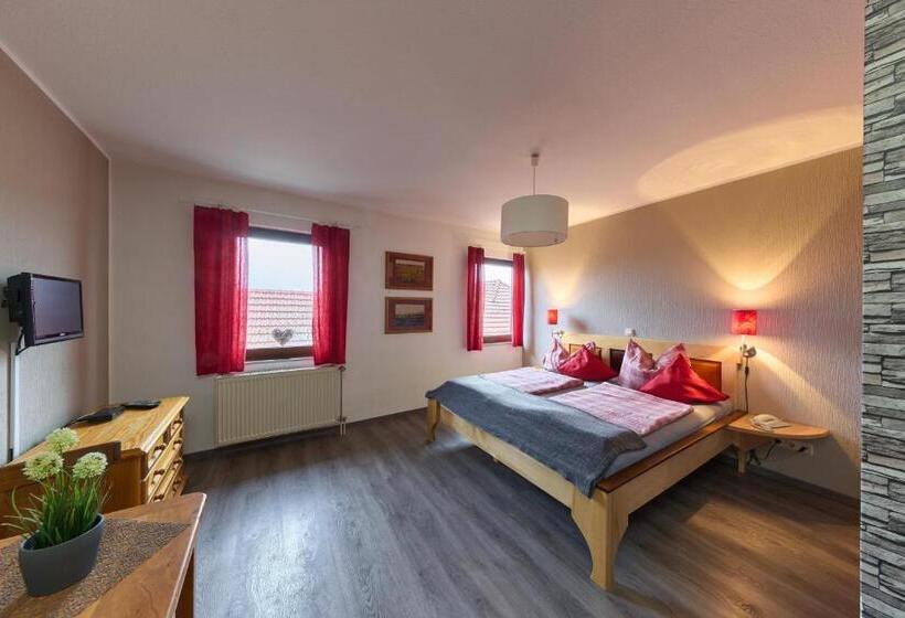 Landhotel Brauner Hirsch