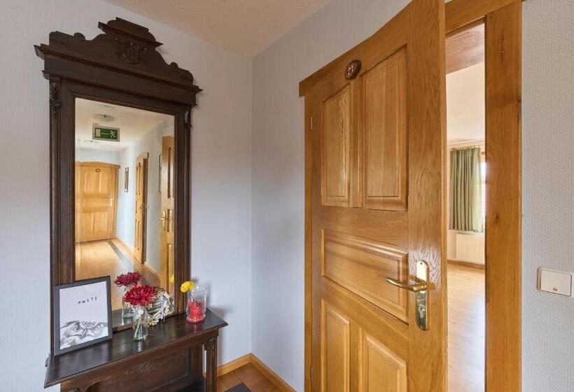 Landhotel Brauner Hirsch