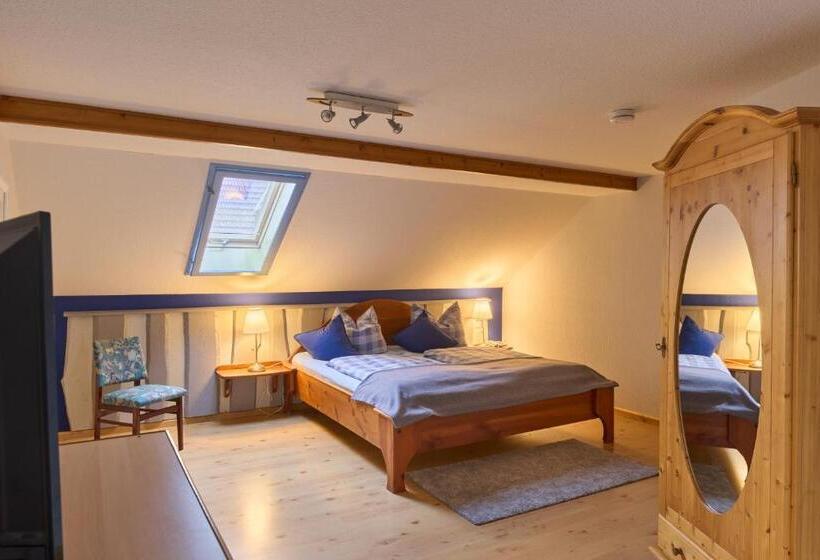 Landhotel Brauner Hirsch