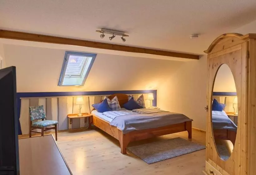 Landhotel Brauner Hirsch