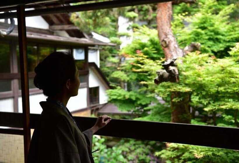 Midoriya Ryokan Kichiemon