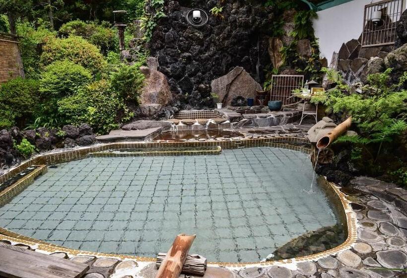 Midoriya Ryokan Kichiemon