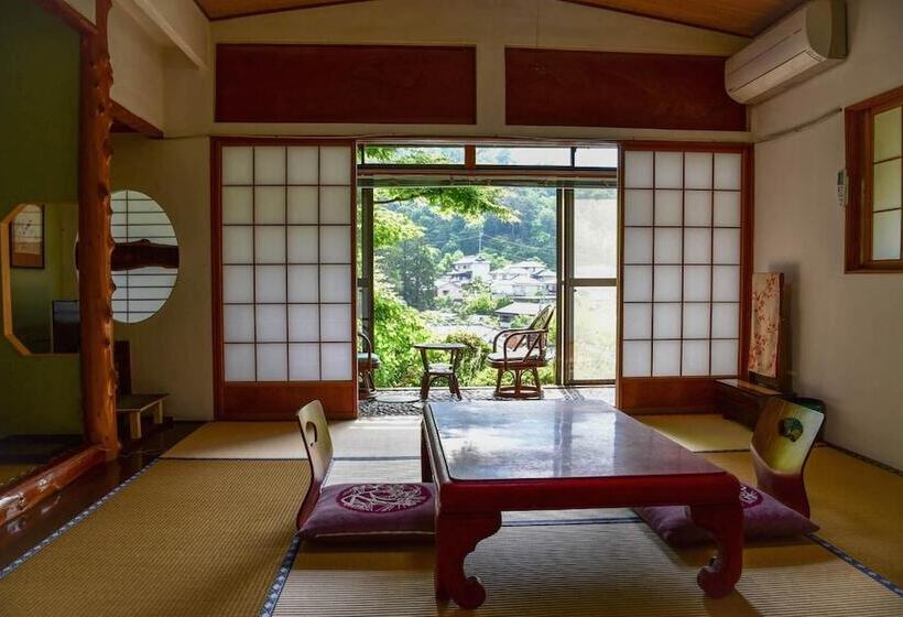 Midoriya Ryokan Kichiemon
