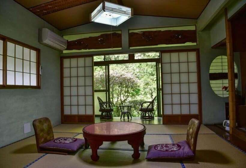 Midoriya Ryokan Kichiemon