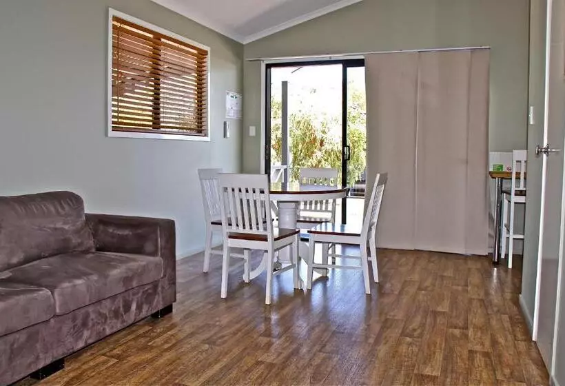 モーテル Barcaldine Country Motor Inn