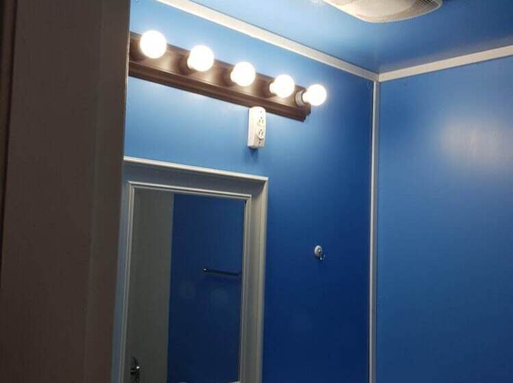 汽车旅馆  Metro Inn