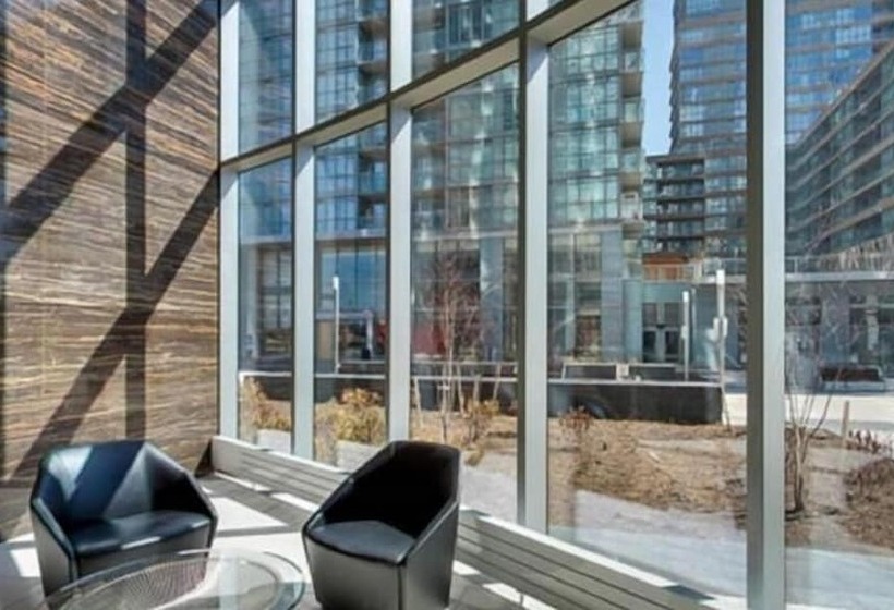 Nge Stays   Downtown Suite Lake View