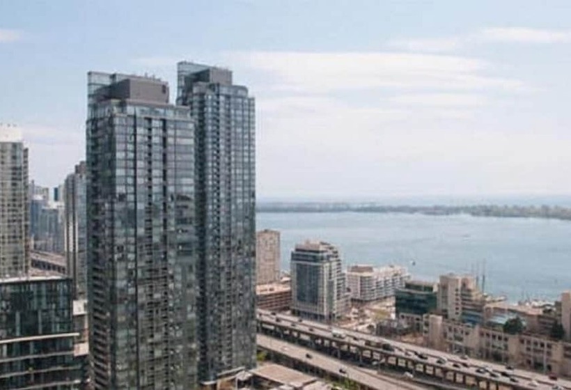 Nge Stays   Downtown Suite Lake View