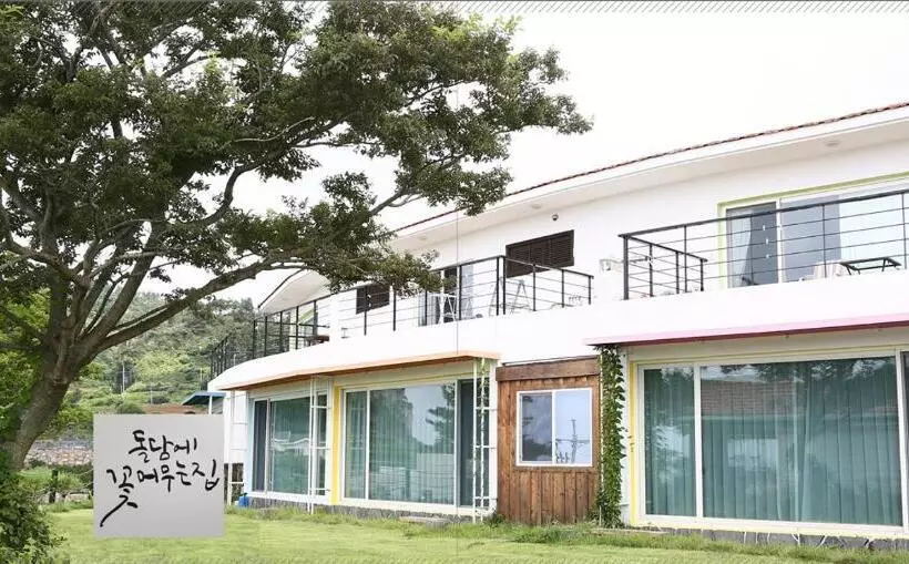 ペンション Jeju Doldam B&b