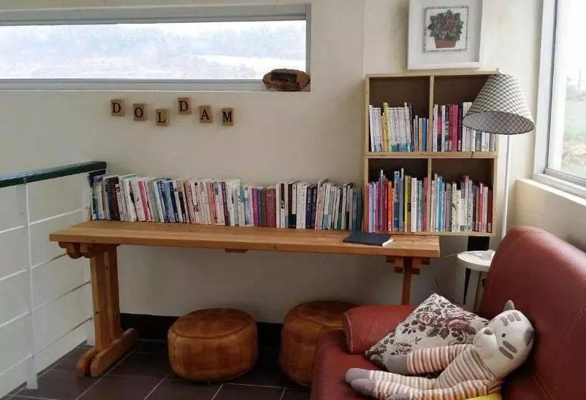 ペンション Jeju Doldam B&b