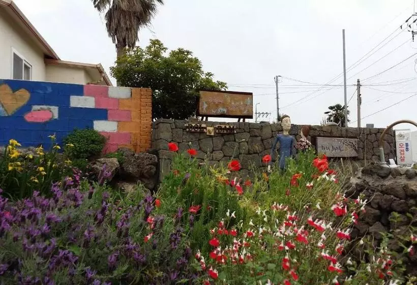 ペンション Jeju Doldam B&b