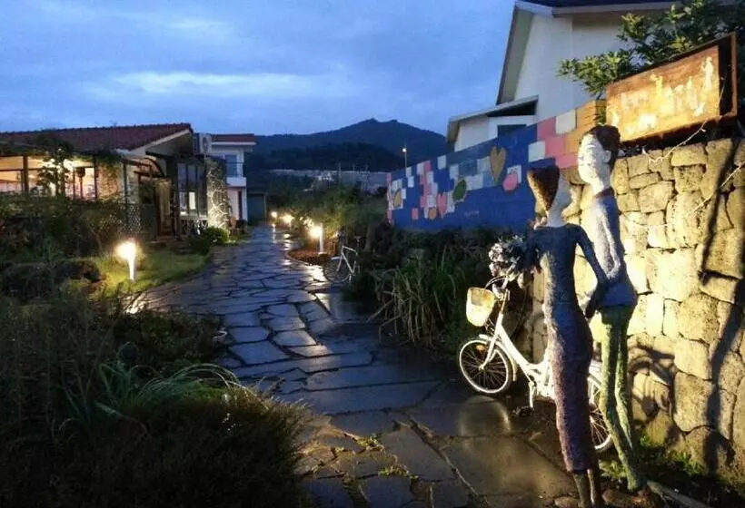 ペンション Jeju Doldam B&b