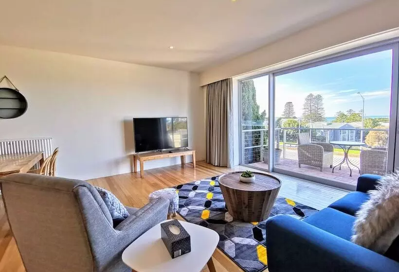 Phoenix Apartments