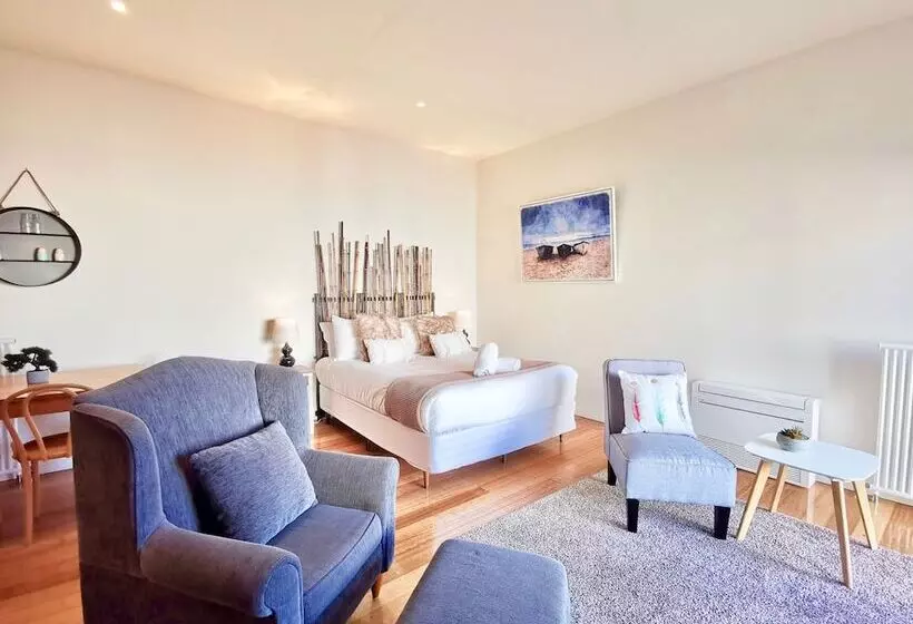 Phoenix Apartments