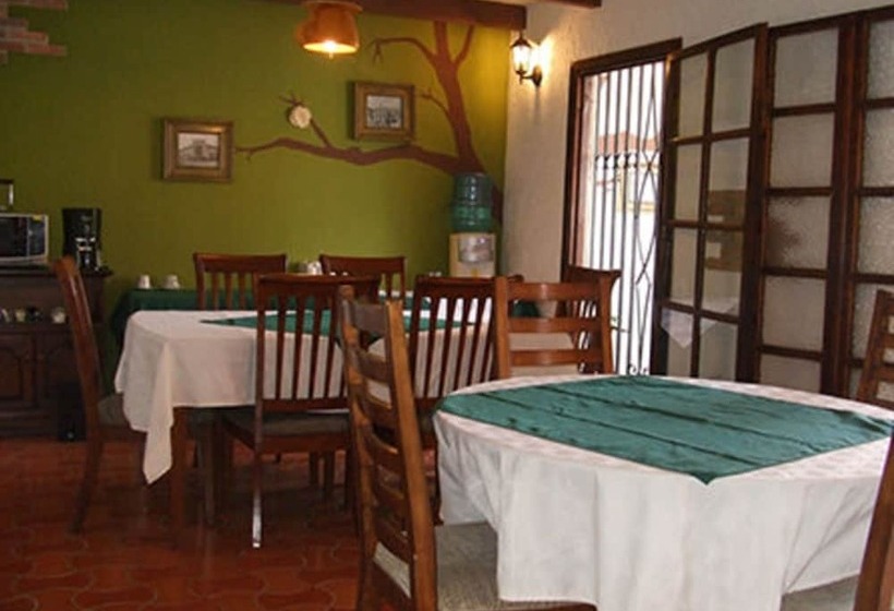 President House Hotel   Hostel