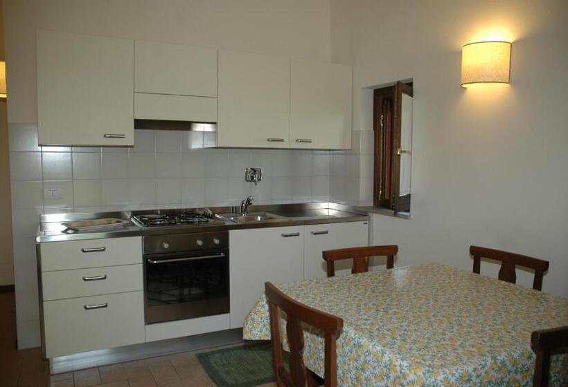 Residenza Torre Acquatino