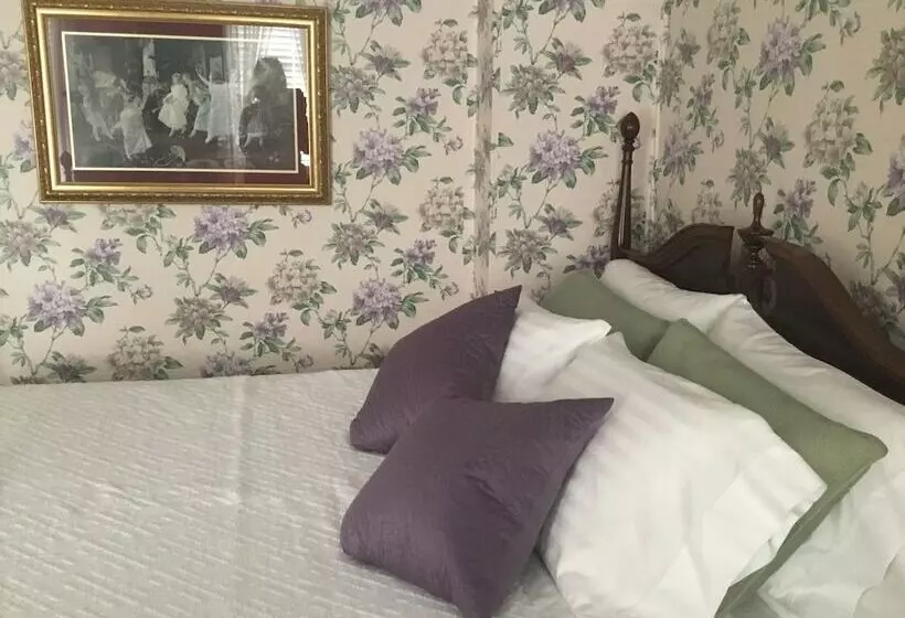 Riffles And Runs B & B
