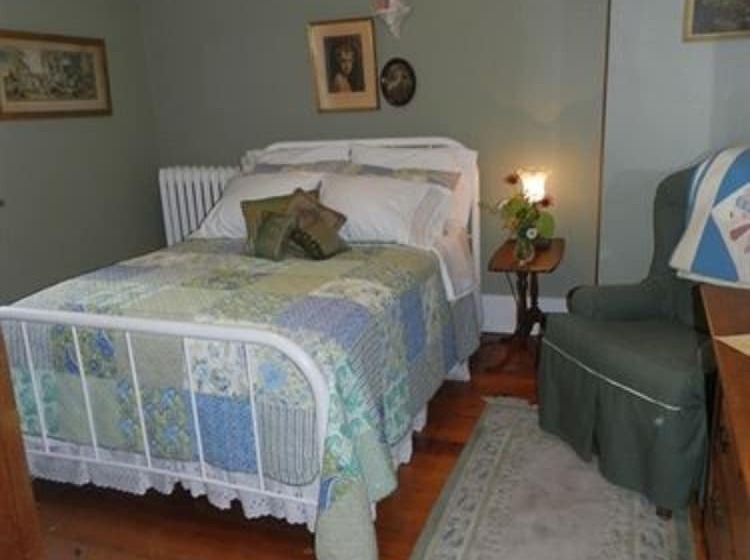 Riffles And Runs B & B