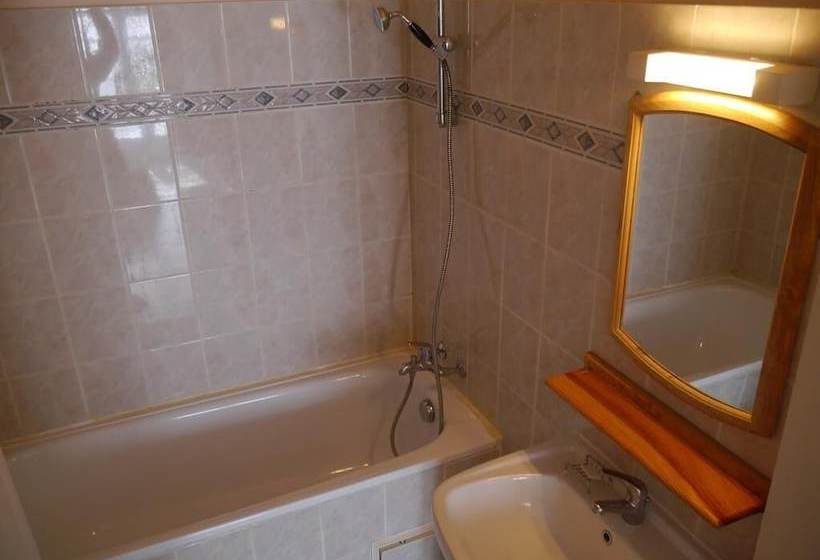 ベッドアンドブレックファースト Chambres D Hôtes Domaine De Pélissols