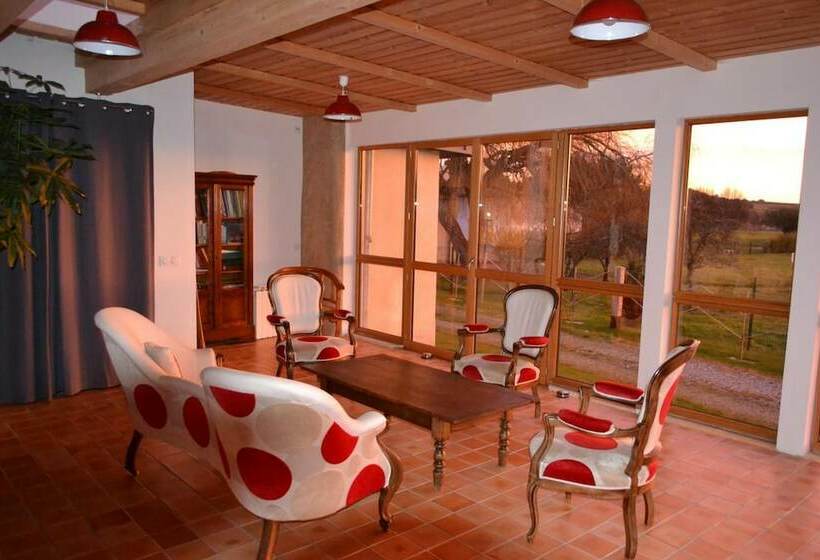 تختخواب و صبحانه Chambres D Hôtes De Poulafret