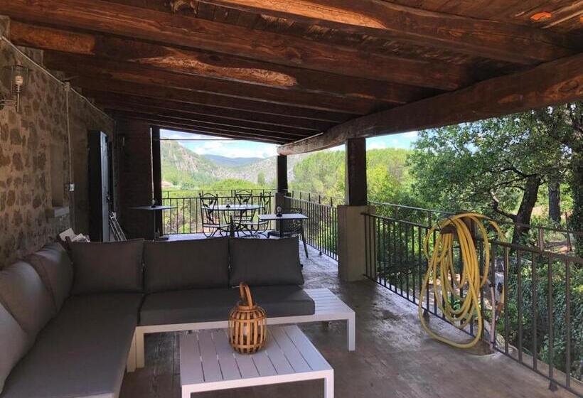 ベッドアンドブレックファースト Chambres D'hôtes La Bastide St Julien