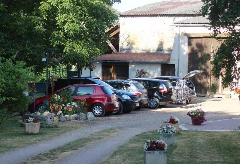 Aamiaismajoitus (B&B) La Bergerie