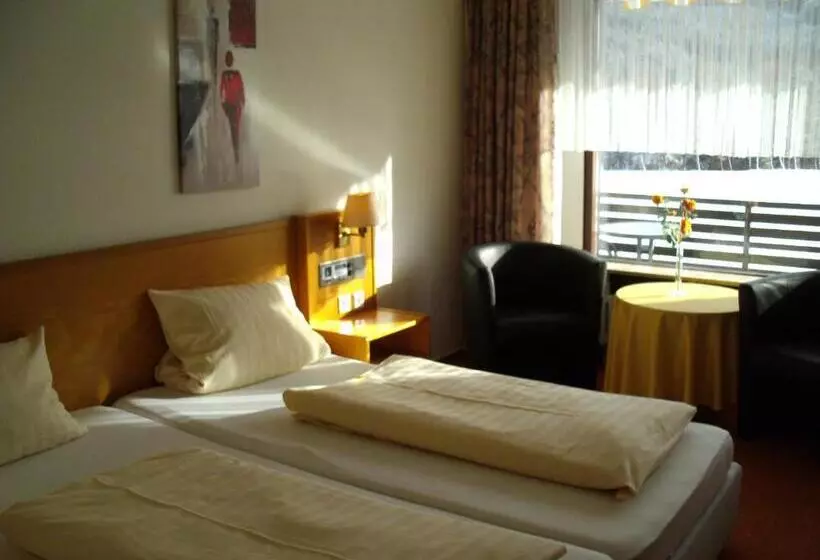 Aamiaismajoitus (B&B) Rheingold Garni