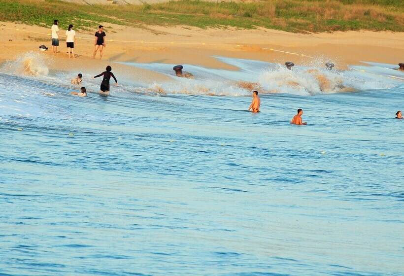 تختخواب و صبحانه Beachcastle & Sea View Villa