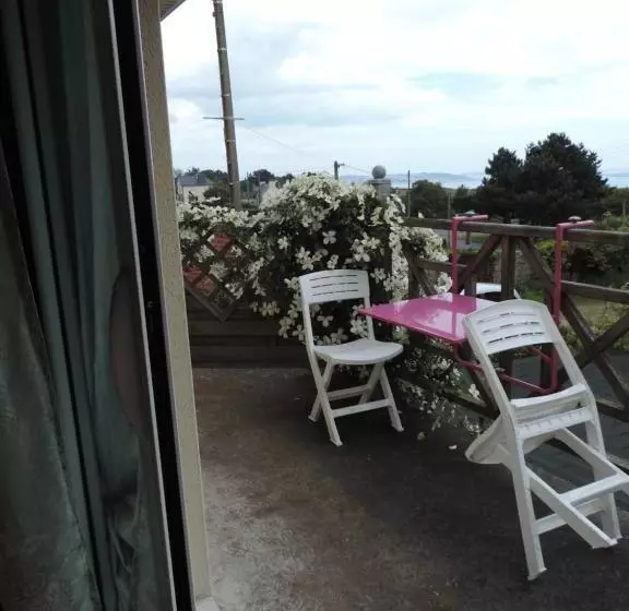 Aamiaismajoitus (B&B) Villa Des Hortensias