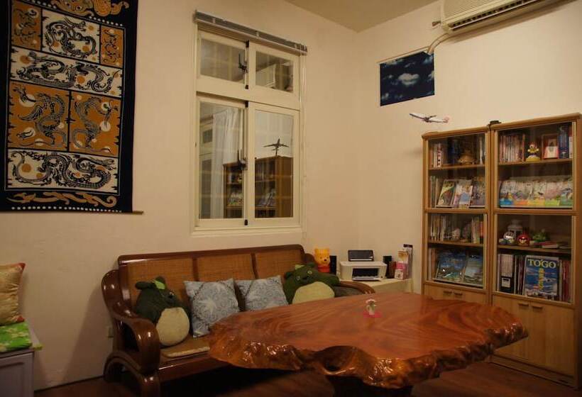 Beginning Guesthouse   Hostel