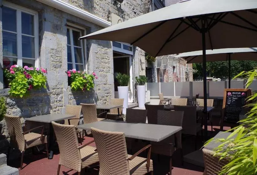 Hotelli Hôtel Le Roosevelt