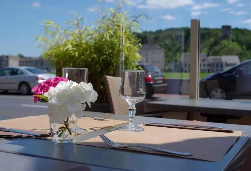 Hotelli Hôtel Le Roosevelt