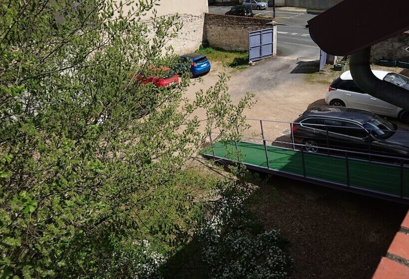 هتل Hôtel Restaurant La Passerelle