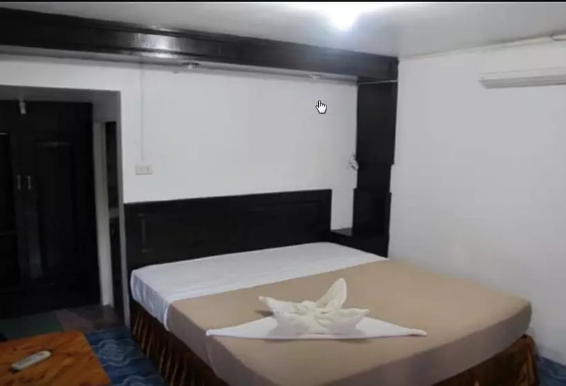 ホテル Jinda Resort