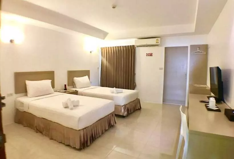 هتل Trat Center