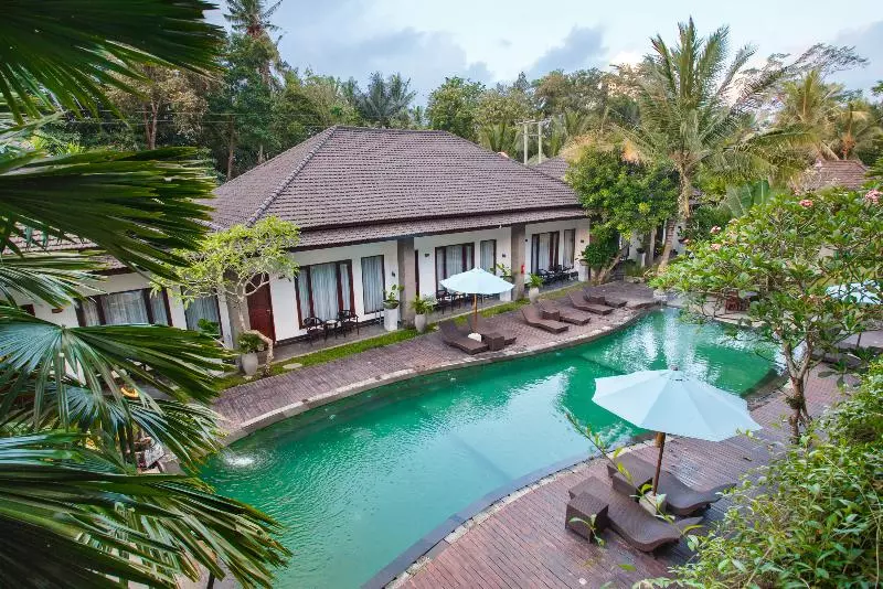 Ubud Raya Boutique