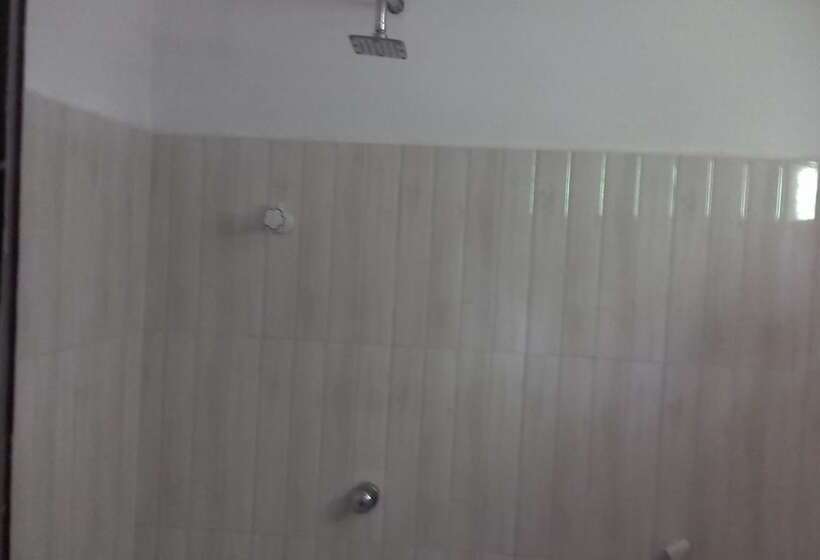 بنسيون Elephant Safari Lodge Sigiriya Junction