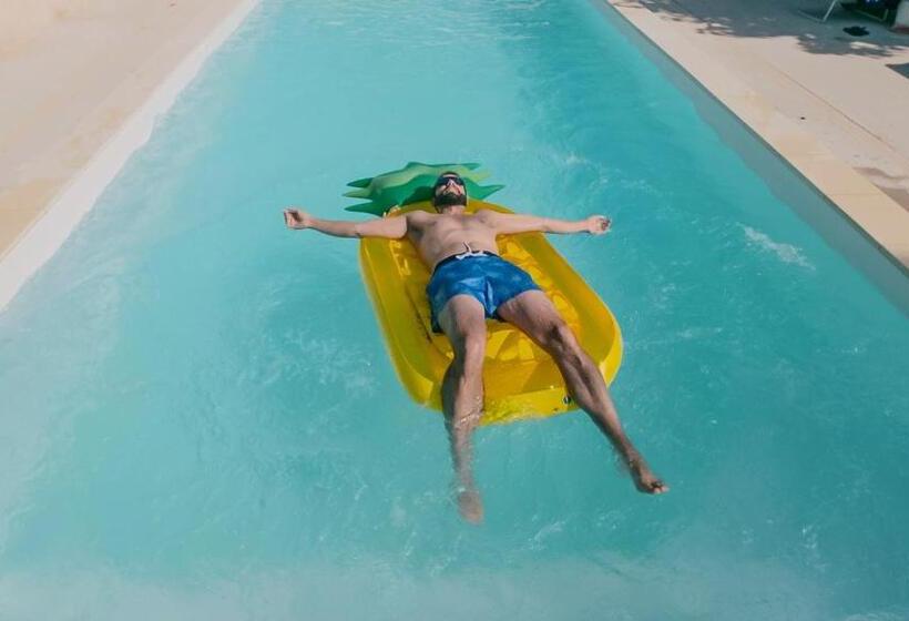 渡假胜地 Le Moulin De César