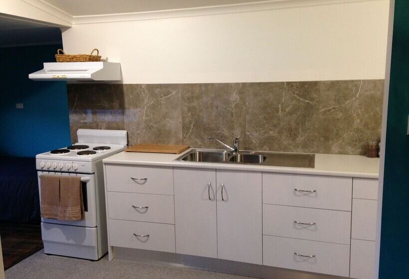 The Spotted Salmon Cottage