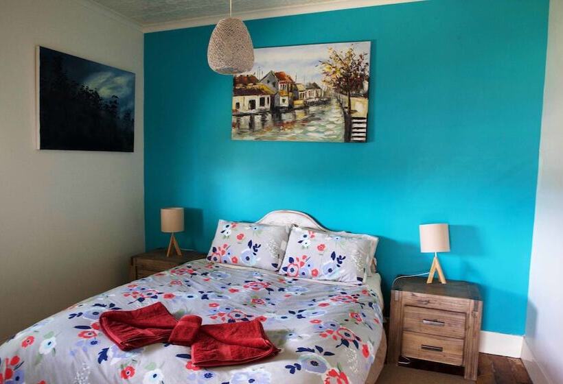 The Spotted Salmon Cottage