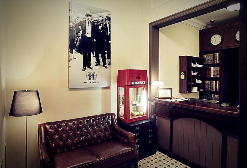 11 Hotel & Garden Boutique