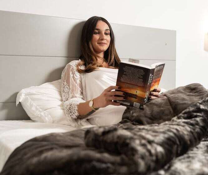 Alpha Studios Naxos   Adults Only