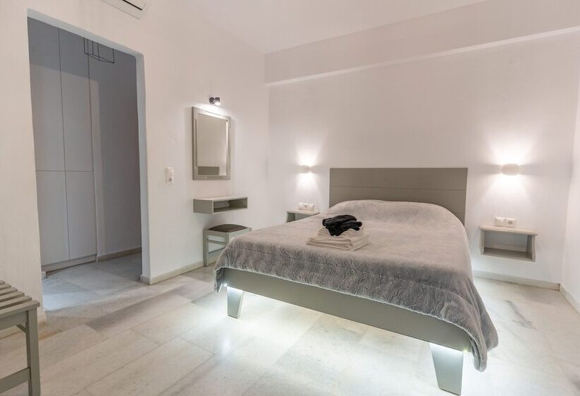 Alpha Studios Naxos   Adults Only