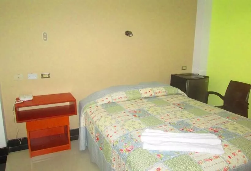 Ari S Hotel Iii