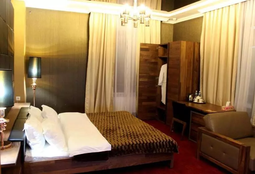 Astor Hotel & Spa