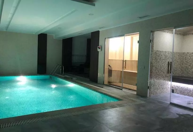Astor Hotel & Spa