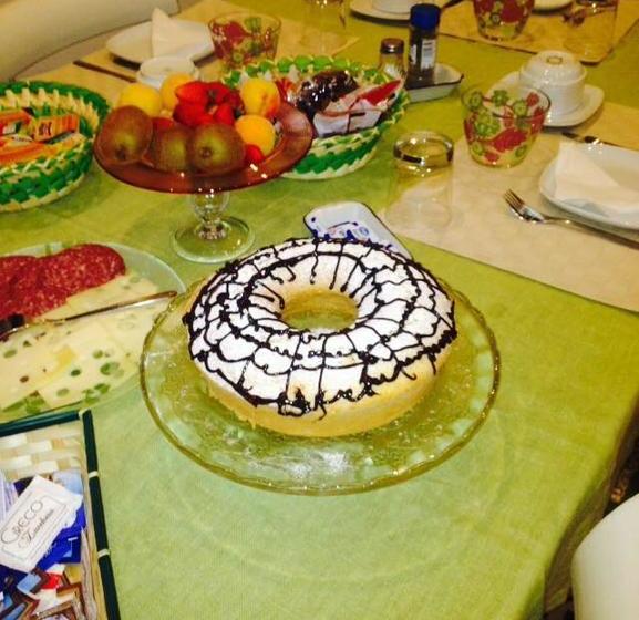 تختخواب و صبحانه Al Decoro