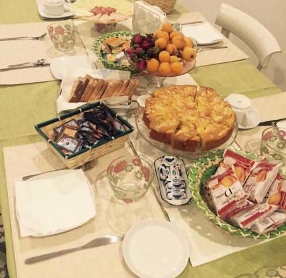 تختخواب و صبحانه Al Decoro